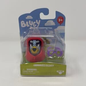 Bluey Story Starter Pack Grannies Bluey Figure